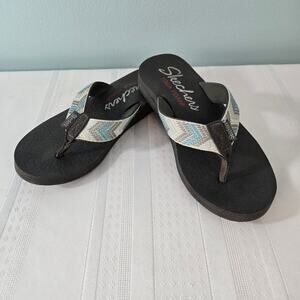 Skechers Yoga Foam Flip Flop Sandal Aqua Gray Aztec Print Strap Women's Size 6
